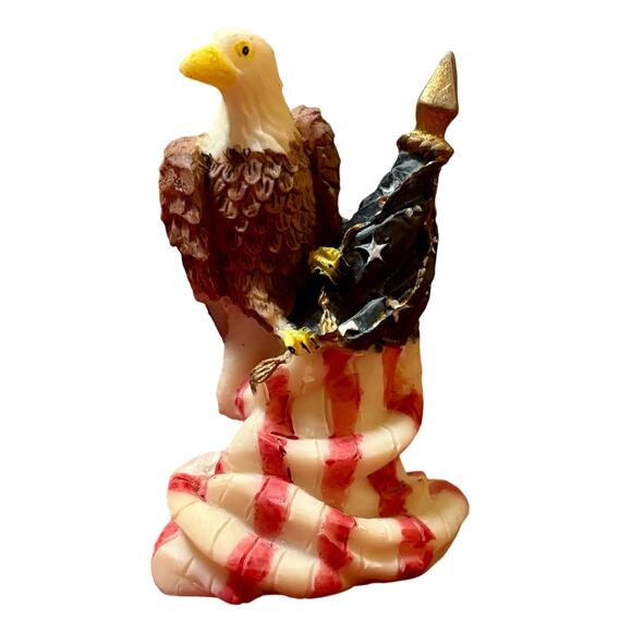 Set of 3 Bald Eagle Decor - Picture 2 of 10